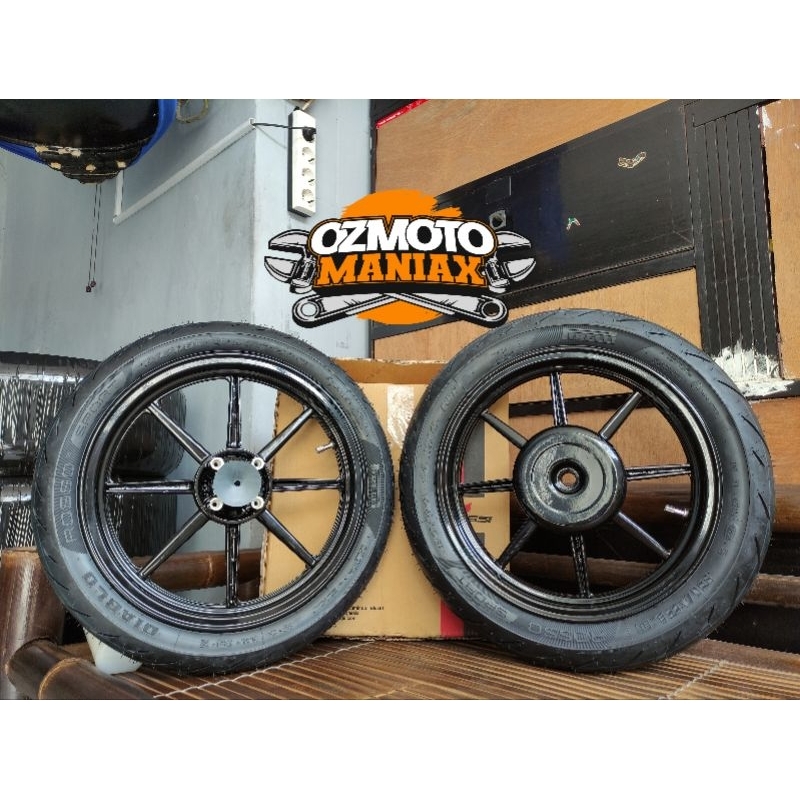 Wheel Set Velg Vrossi Vario 125 & 150 Venom Comet + Ban Pirelli Diablo Rosso