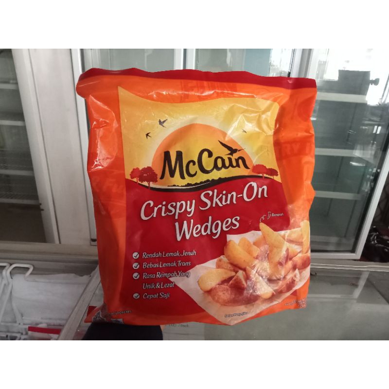 

Kentang Frozen McCain Crispy Skin-On Wedges Berat 400 gram /pack
