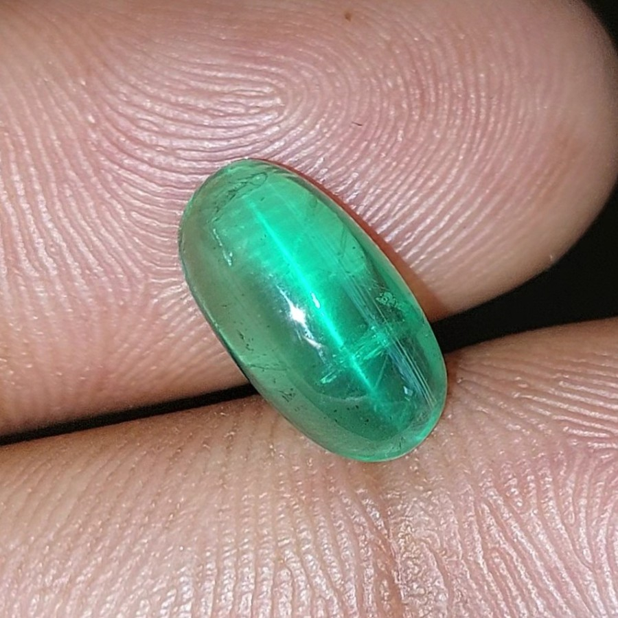 Natural Zamrud Colombia Cats Eye Emerald Minor Bluish Green Langka