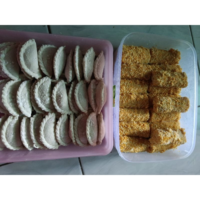 

risol mayo beff , cireng ayam pedaas