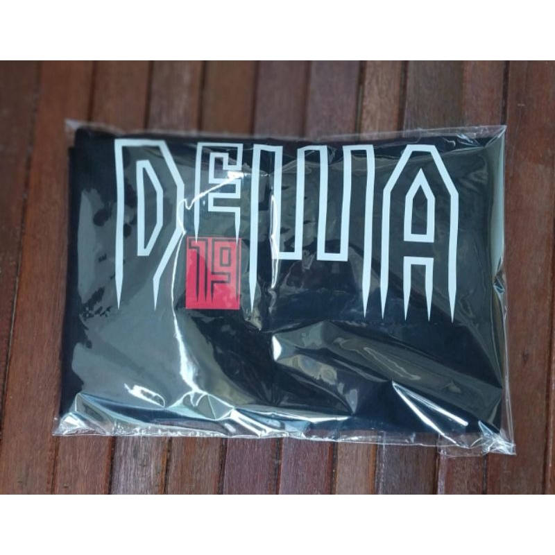 T-SHIRT KAOS LENGAN PANJANG DEWA 19