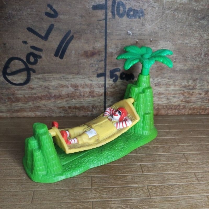 Figure Happy meal Mcd Ronald Island Holiday 1996