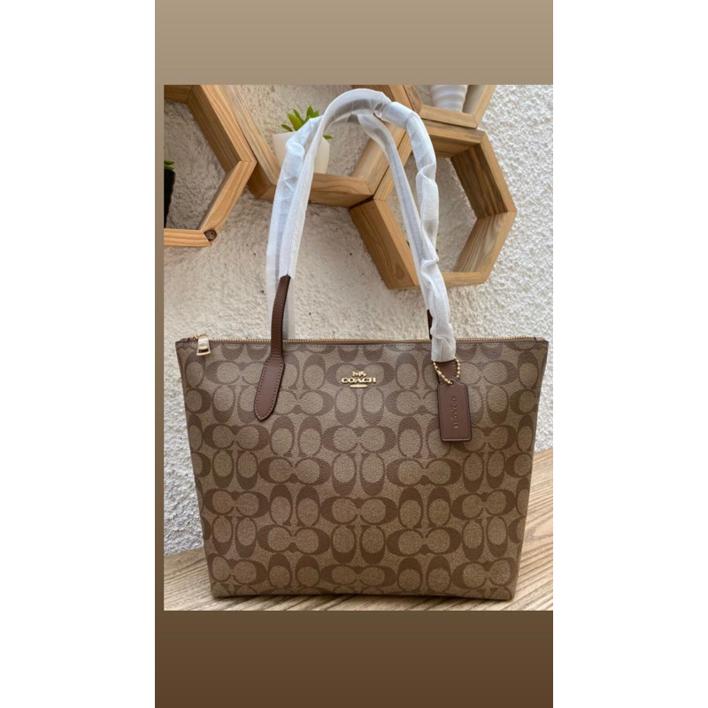 Coach Gallery tote Preloved
