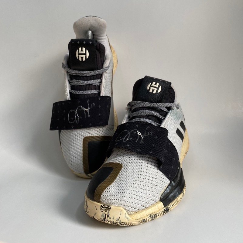 sepatu basket Adidas Harden vol 3 “supernova” second ori
