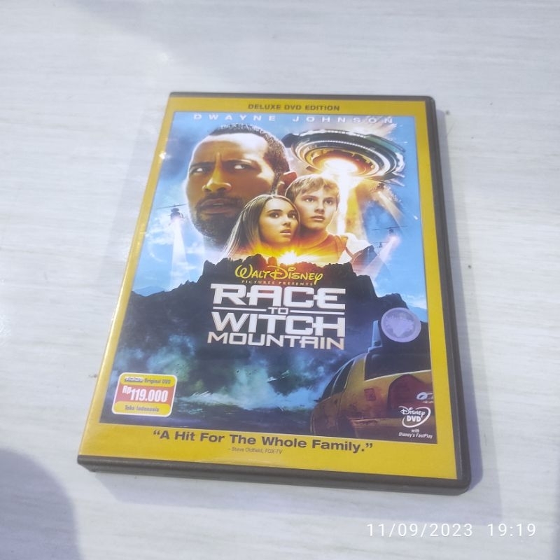 DVD Dwayne Johnson RACE TO WITCH MOUNTAIn