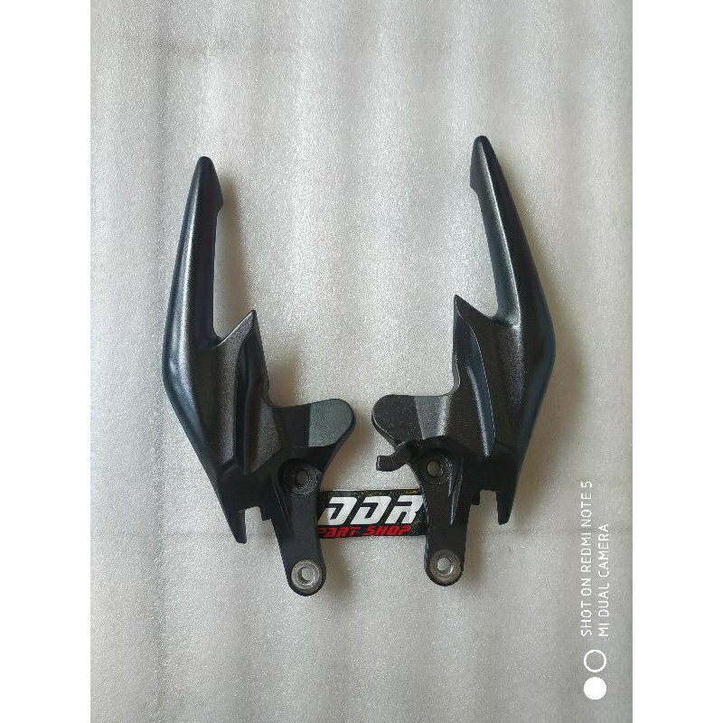 begel behel jok pegangan jok belakang CBR 150 k45A KYJ CBR 150 old CBU ori