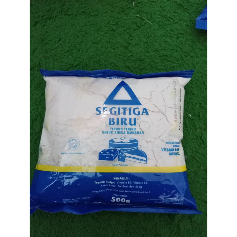 

tepung segita biru setengah kg
