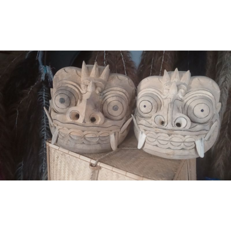 Barong ket putihan ukuran 20cm