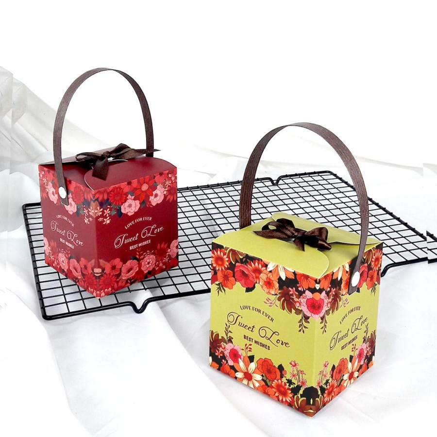 

Gift Box / Kemasan Makanan / BOX CUPCAKE GB03