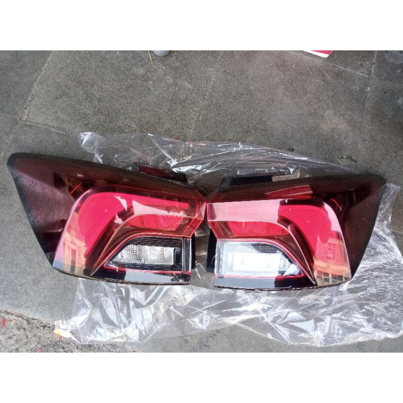 stoplamp avanza veloz 2022 2023 2024 original
