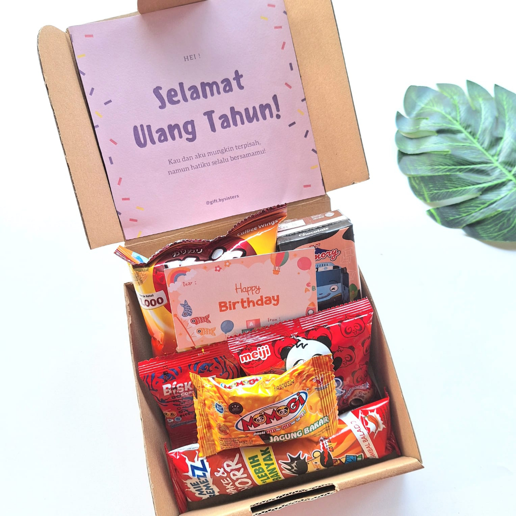 

Hampers Snack Box Acara Ulang Tahun Gift Box Hadiah Goodiebag