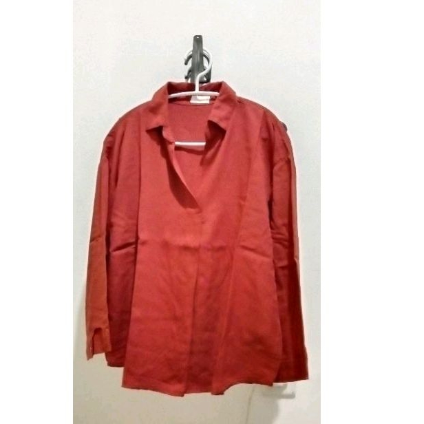 Preloved blouse Monica thelabel