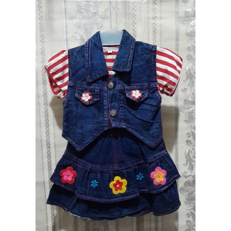 rok kodok pendek jeans anak perempuan satu set