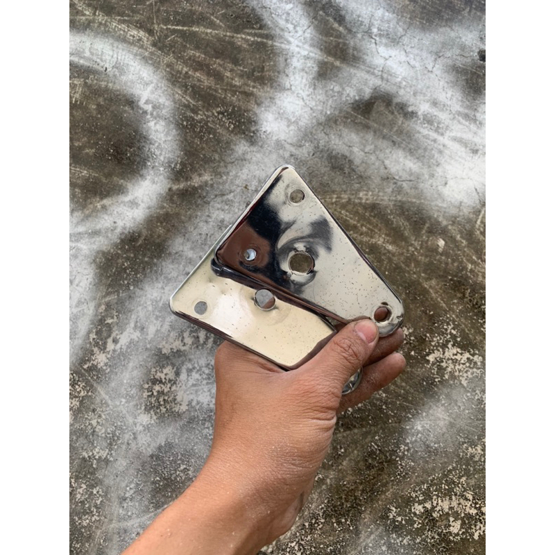 Kupingan lampu,pangkon lampu Megapro Lama Megapro Primus ori