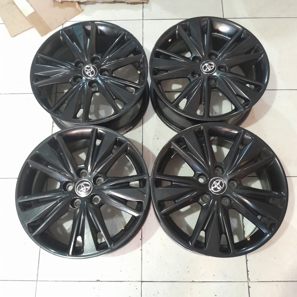 velg mobil bekas ring17 replika venturer 5x114 terios xl7 apv luxio granmax brv