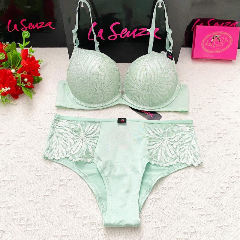La senza Original Bra Set Beyond Sexy Gel Push Up Size 32C/S 34B/M 34C/M 36B/L 60225340