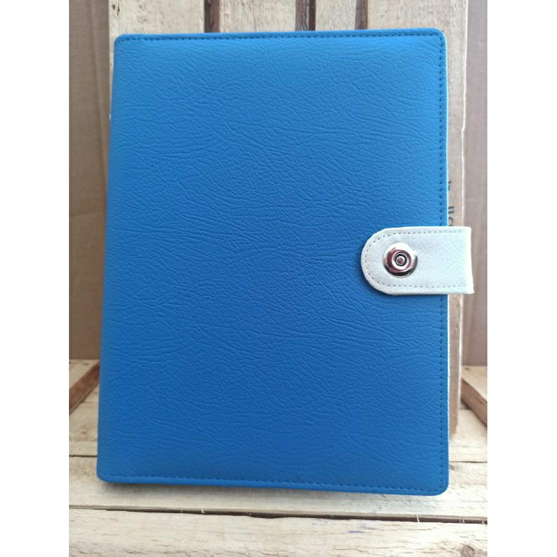 

BINDER A5 KANCING DUA WARNA