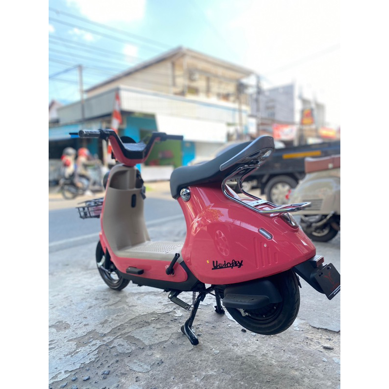Sepeda Listrik Uwinfly R8S & R8P