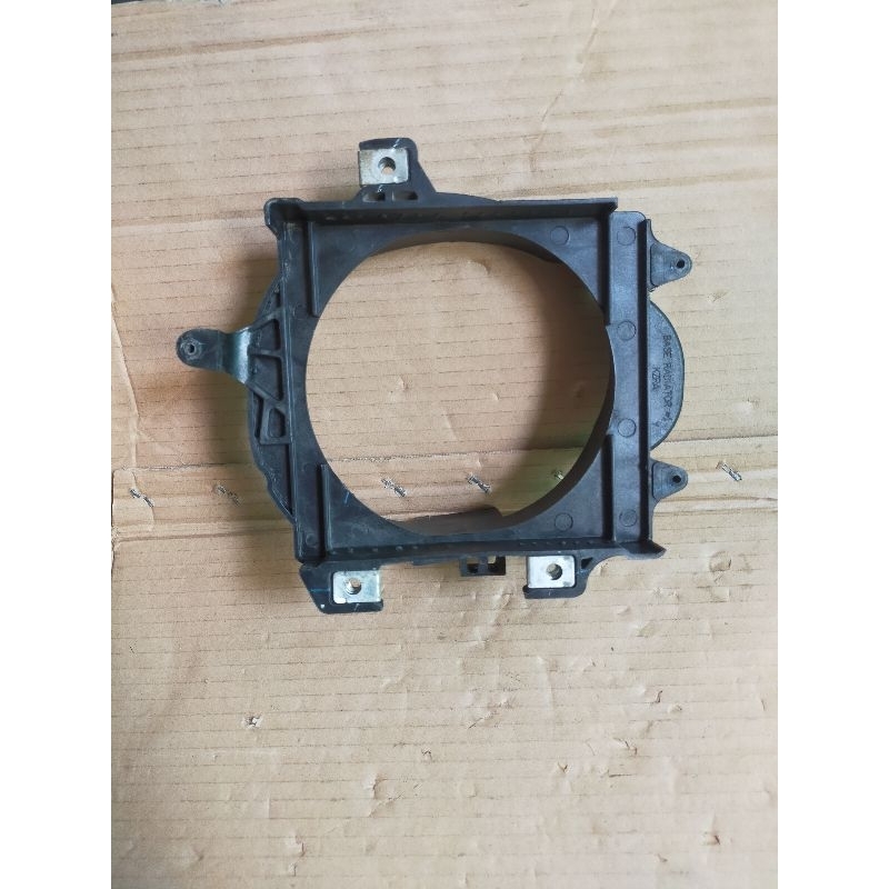 Base Radiator cover dudukan radiator Vario 125 vario 150 fi original