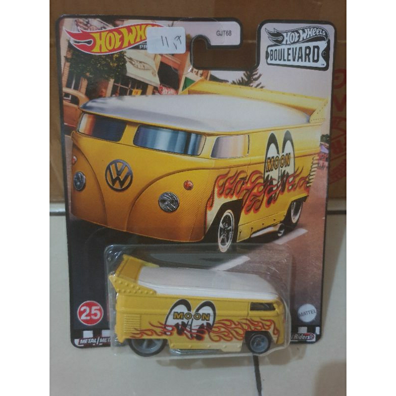 Hotwheels Volkswagen Drag Bus Boulevard Mooneyes