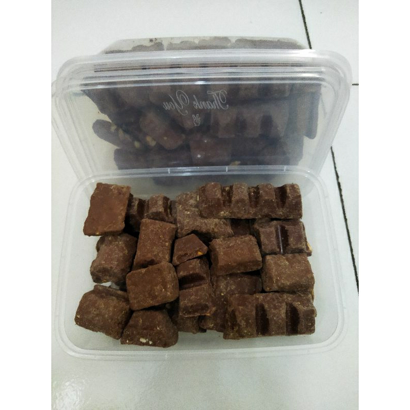 

Patahan Coklat Chunky bar mix Silverqueen