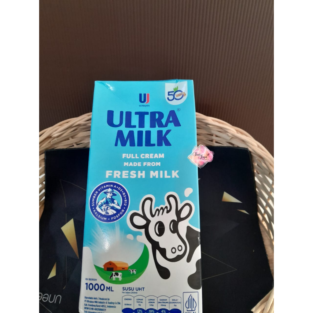 

Ultra Milk Susu UHT Full Cream 1000 ml