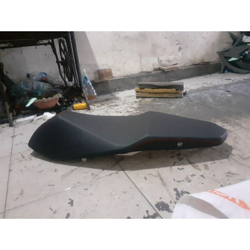 jok adv 160  papas tulang busa latex m kulit mbitech  kulit mbitech