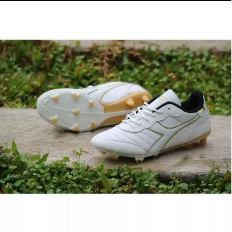 SEPATU BOLA KULIT SAPI ASLI DIADORA SUPER PREMIUM OUTSOL JAHITAN KELILING