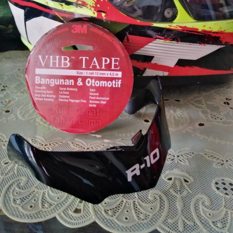 spoiler helm kyt r10, hitam glossy, free double tapenya