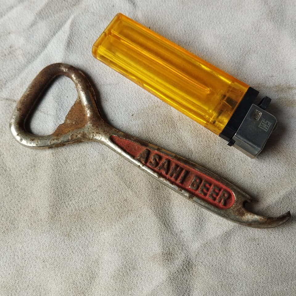 Pajangan Vintage 1970 Opener Merah Hijau