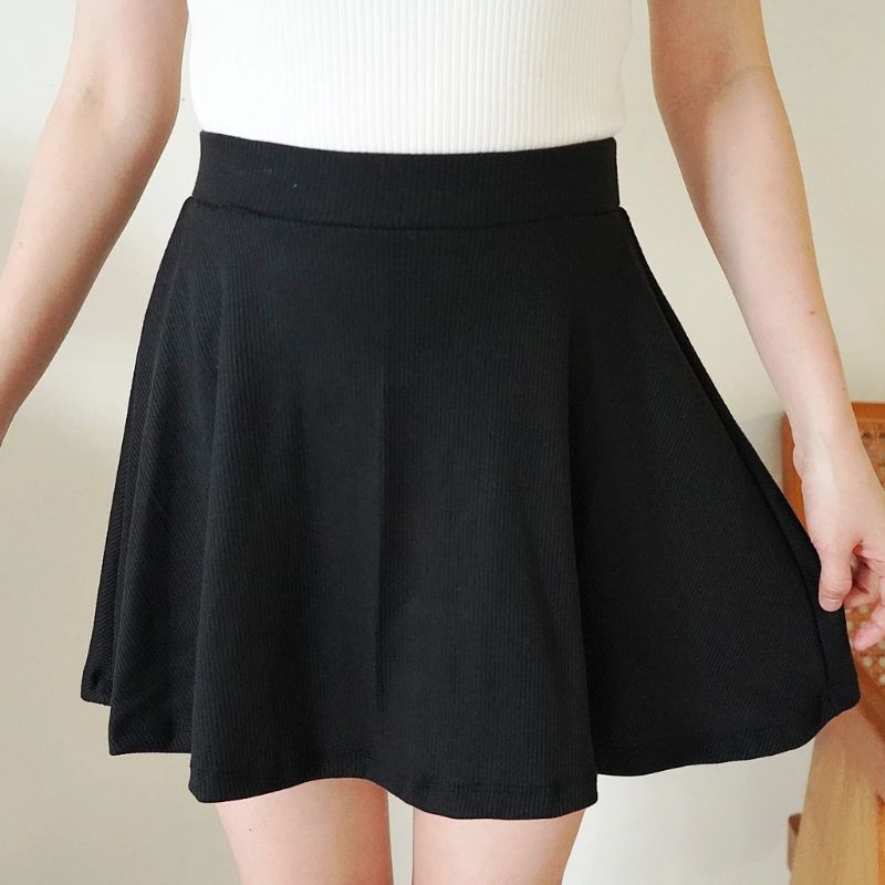 Rok Korean Style Mini Skirt Flare Casual / Rok Olahraga / Rok Mini Kekinian