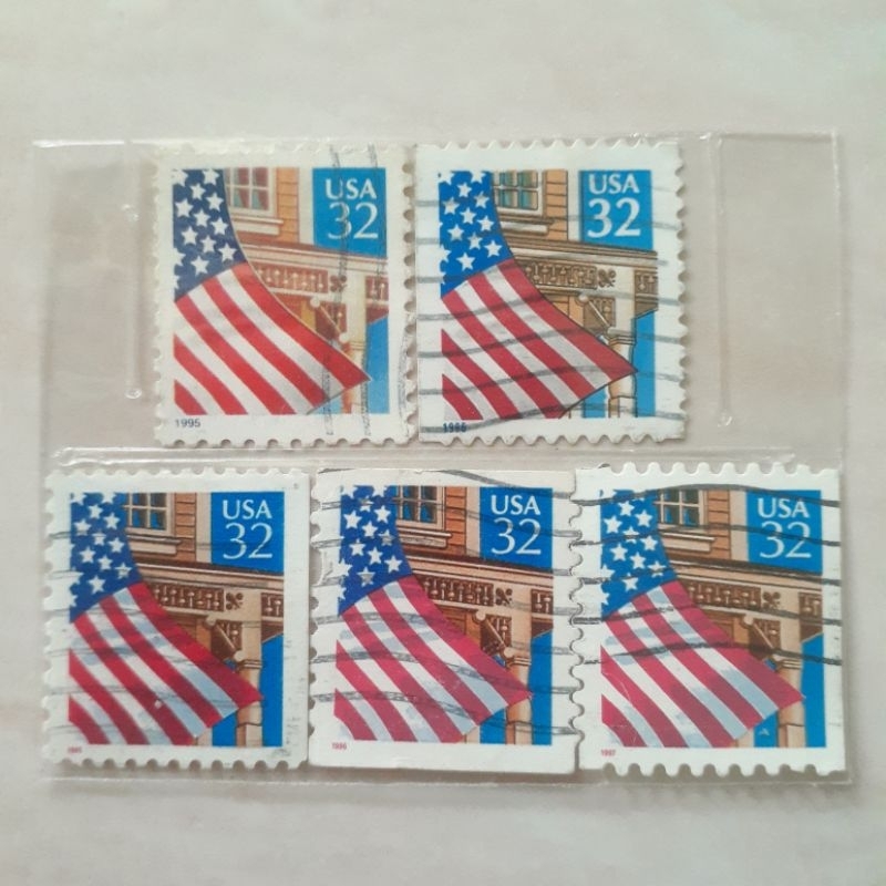 

(A) Perangko USA Flag Over Porch Issue Tahun 1995-1997 set 5pcs