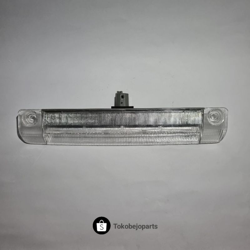 Lampu spoiler innova reborn