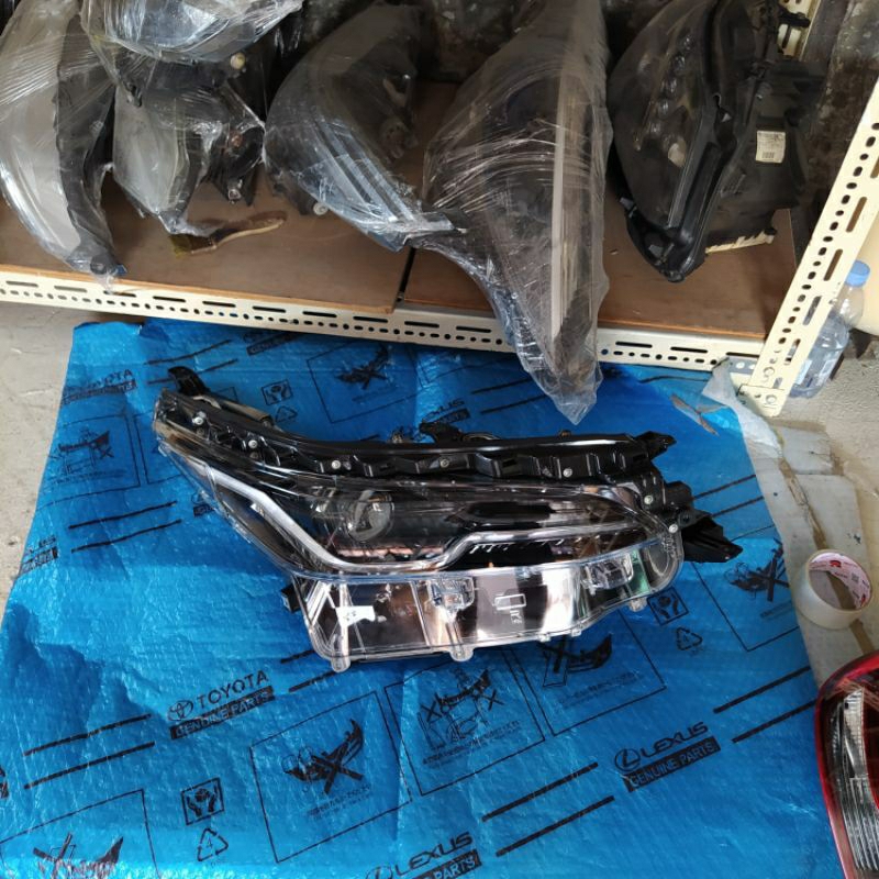 HEADLAMP FORTUNER LAMPU DEPAN FORTUNER VRZ 2021 2022 ORIGINAL TRD/GR