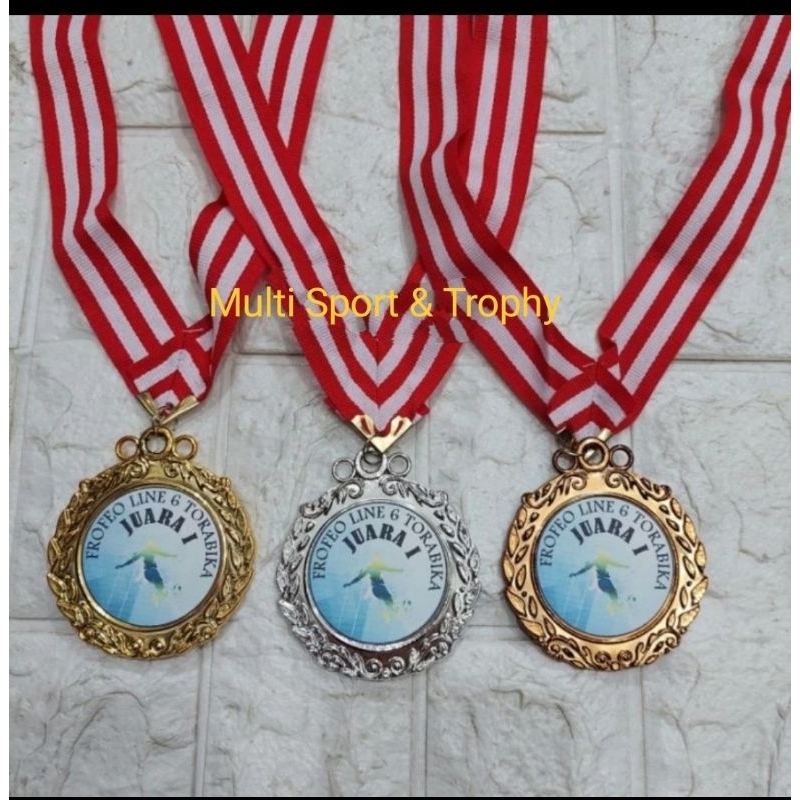 Mendali plastik gold silver perunggu murah custom tulisan