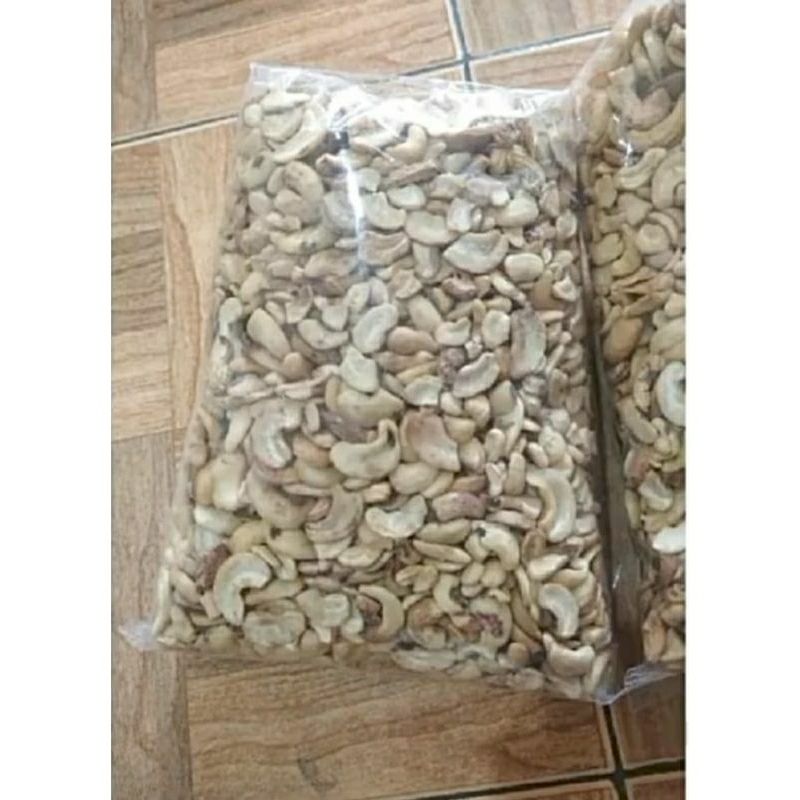 

kacang mede patahan/pecah termurah 1kg mentah