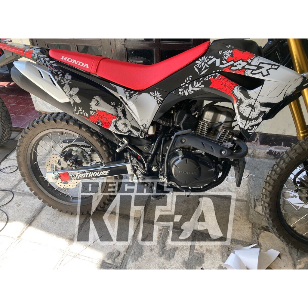Decal stiker motor CRF 150l fullbody motif Tengkorak Merah Hitam