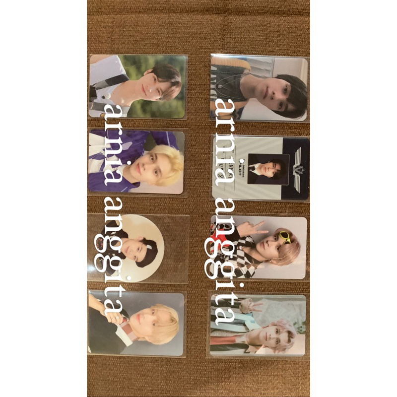 [CLEARANCE SALE] Photocard Jungwoo NCT Hendery WayV flipbook wayvision