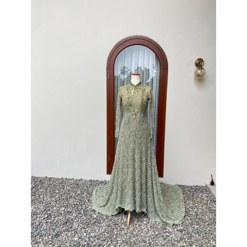 GAUN WEEDING PRELOVED BY AYUNG BERINDA