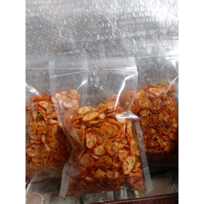 

krupuk seblak pedas