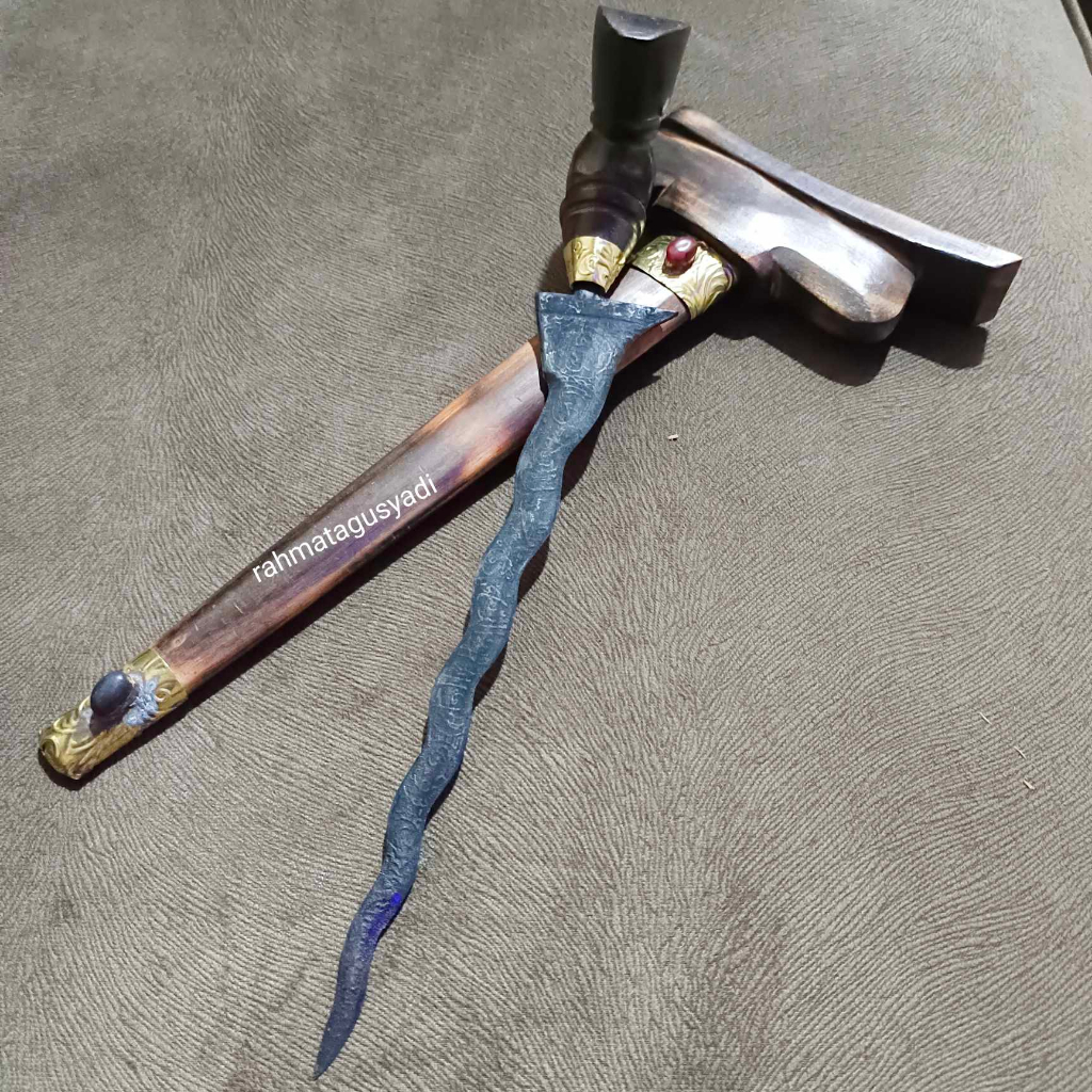 Keris pamor lafads kaligrafi