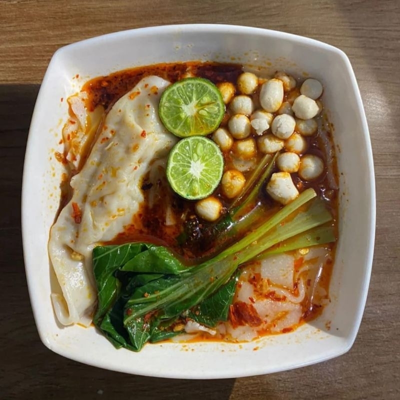 PANGSIT KUAH/KERING ISI TULANG RANGU GARUT