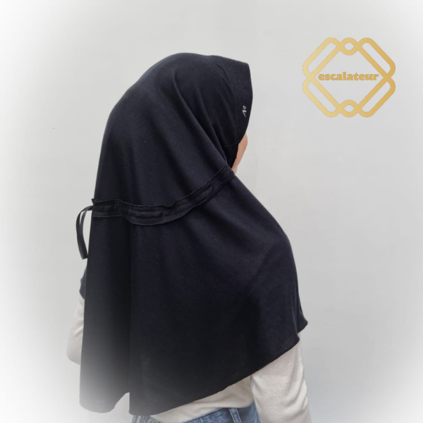 Jilbab Sekolah Anak SD sampai SMA by Azzazna warna hitam