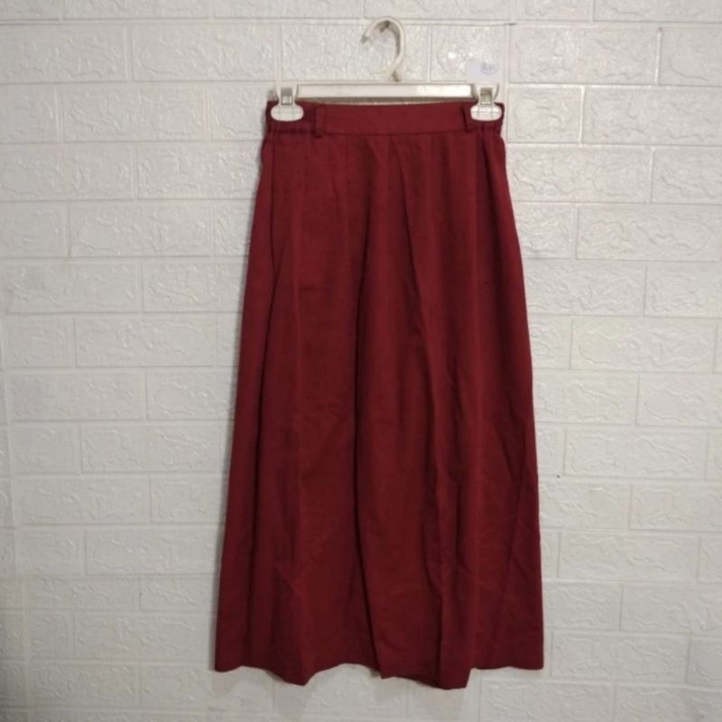 R45/Preloved bekas rok sd merah