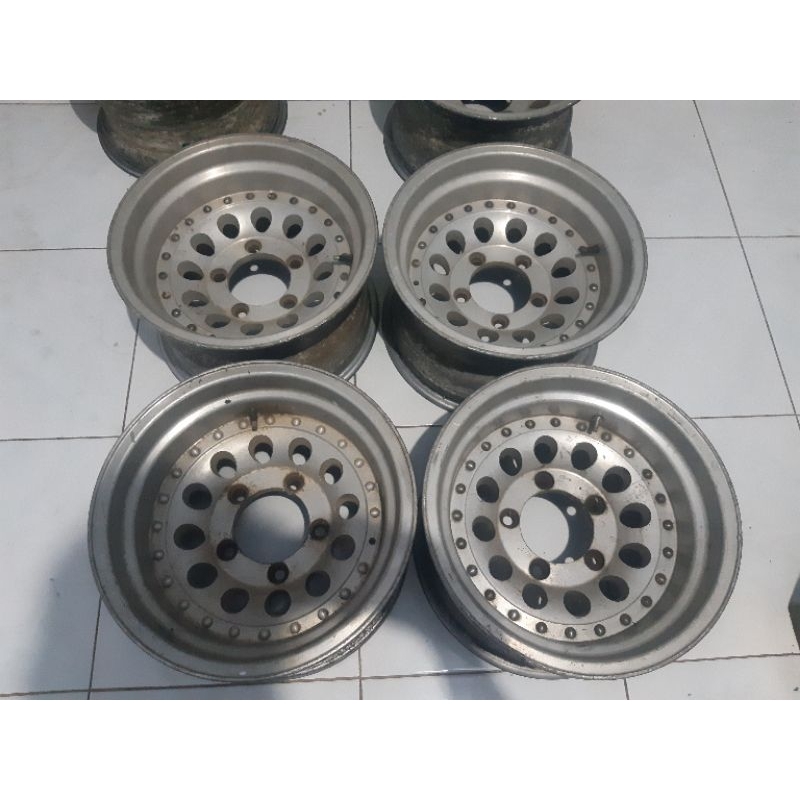 Velg chalengger r15 lebar 8.5