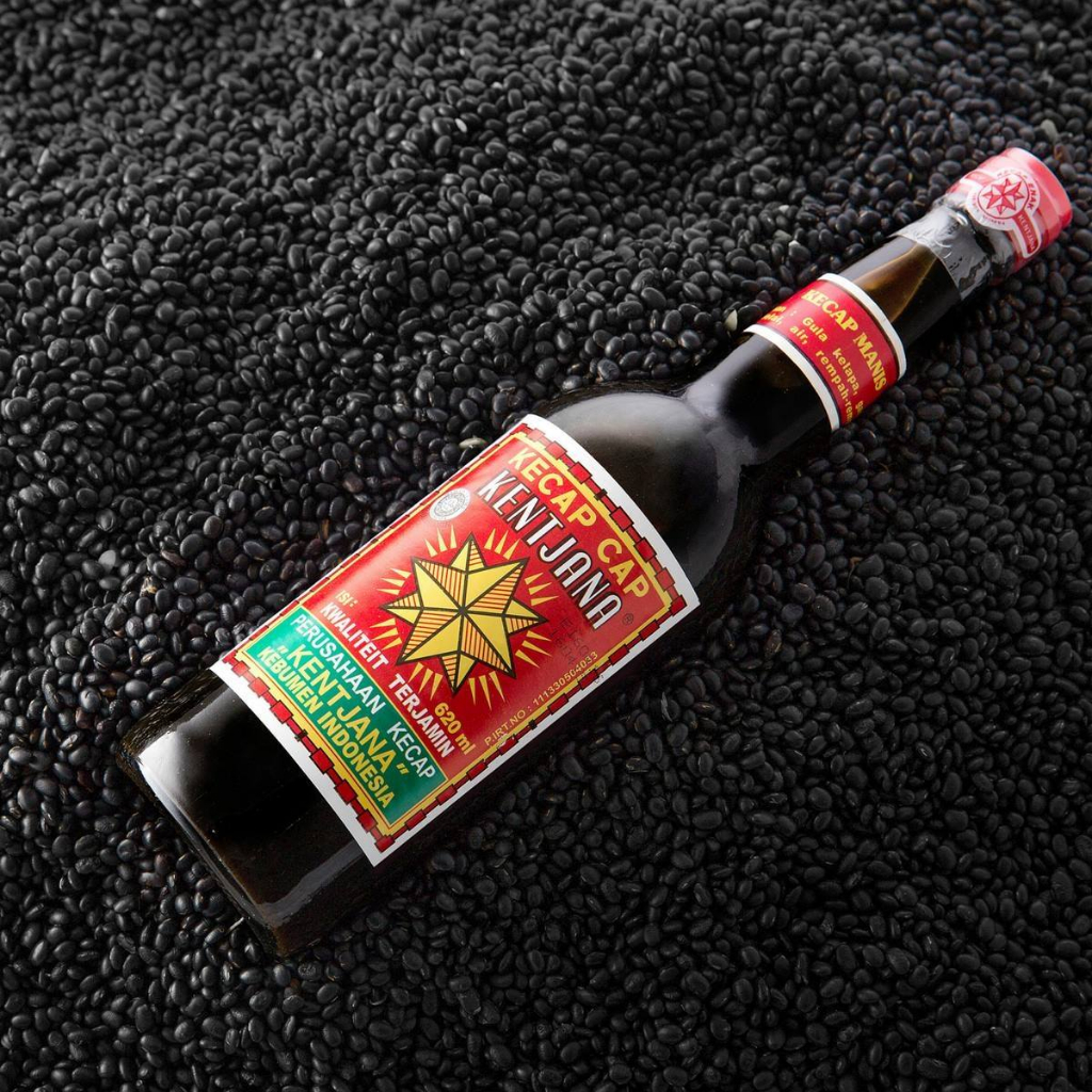 

Kecap Kentjana Botol Kaca Khas Kebumen 620 ml