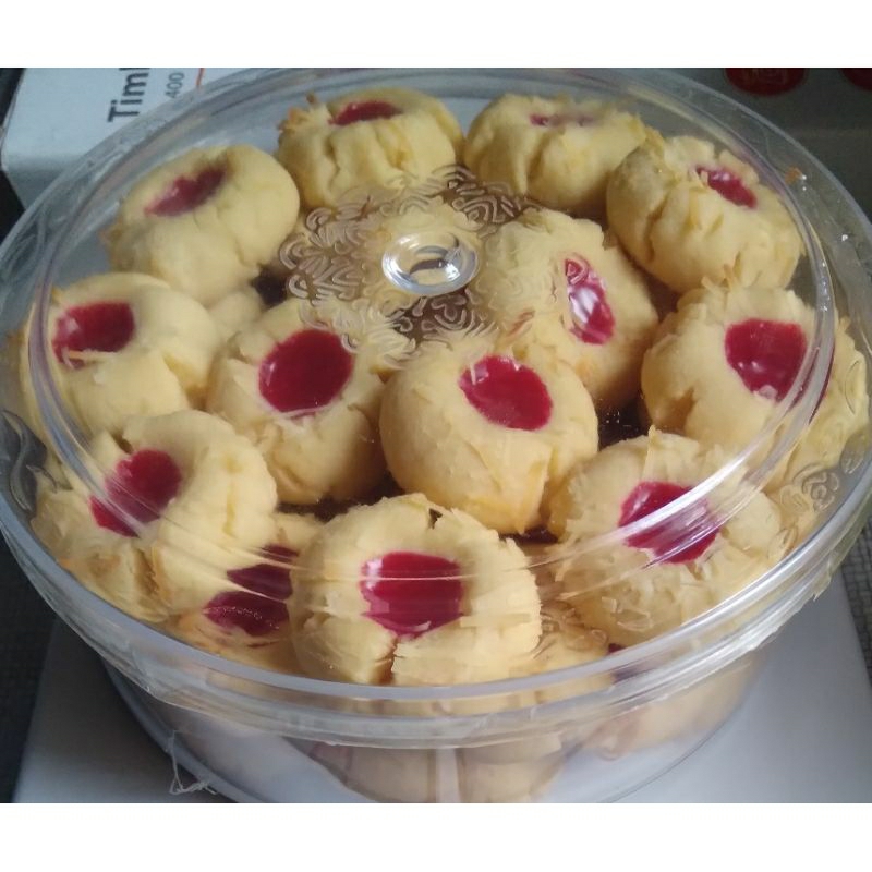 

Thumbprint Strawberry thumbprint strawberry 250gr thumbprint stroberi kue jempol thumbprint strawberry enak