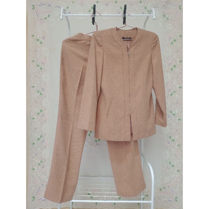 (SATU SET) Blazer /Jas Wanita formal Reyner LD 89 cm Size M