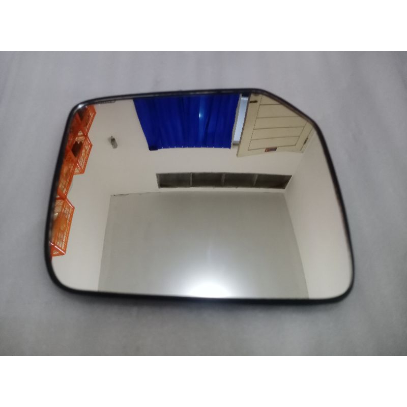 kaca spion mobil kijang kapsul 2000
