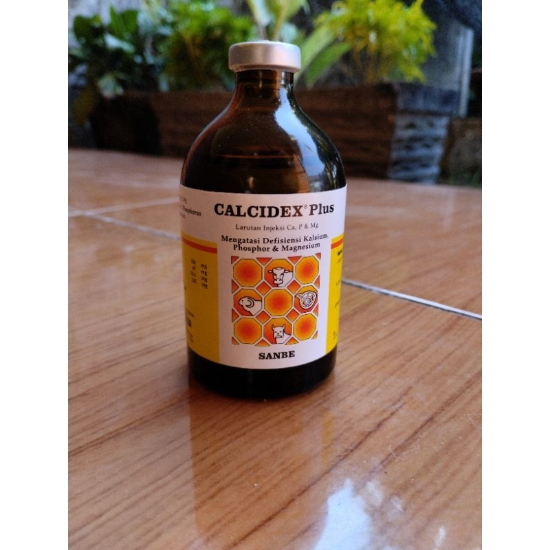 CALCIDEX PLUS 100ml - Obat untuk lumpuh Injeksi Pada Ternak Sapi, Kambing, Domba